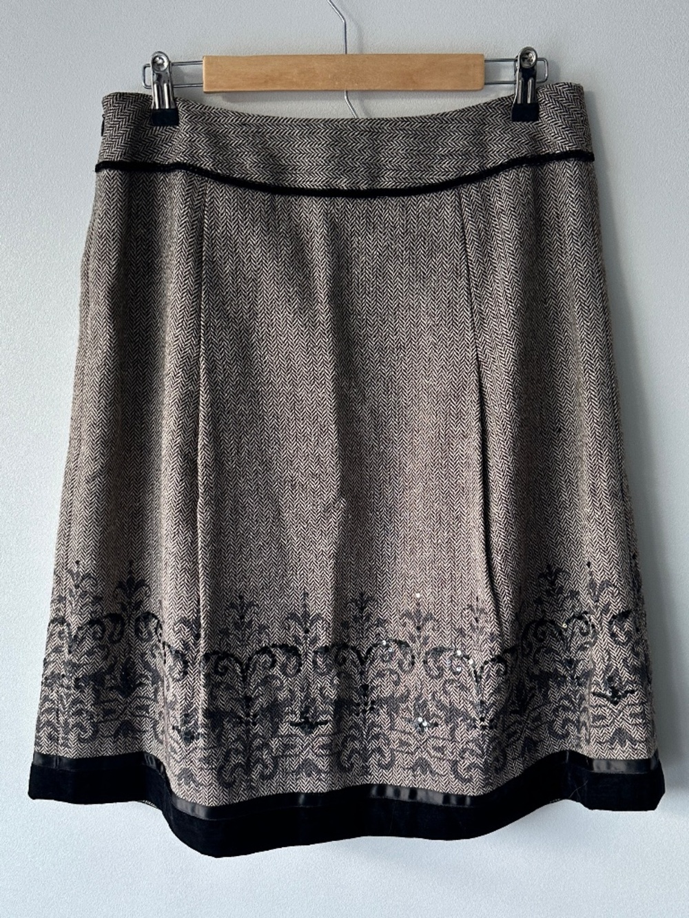 Ann Taylor Loft lined skirt